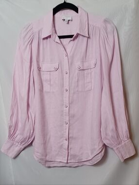 Witchery Women's Light Pink Linen Button-Front Shirt with Front Pockets. Size 8